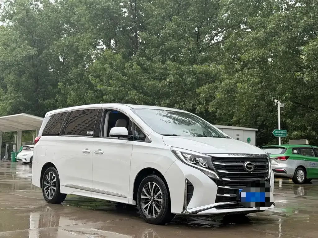 GAC Motor Trumpchi M8 — фото 10