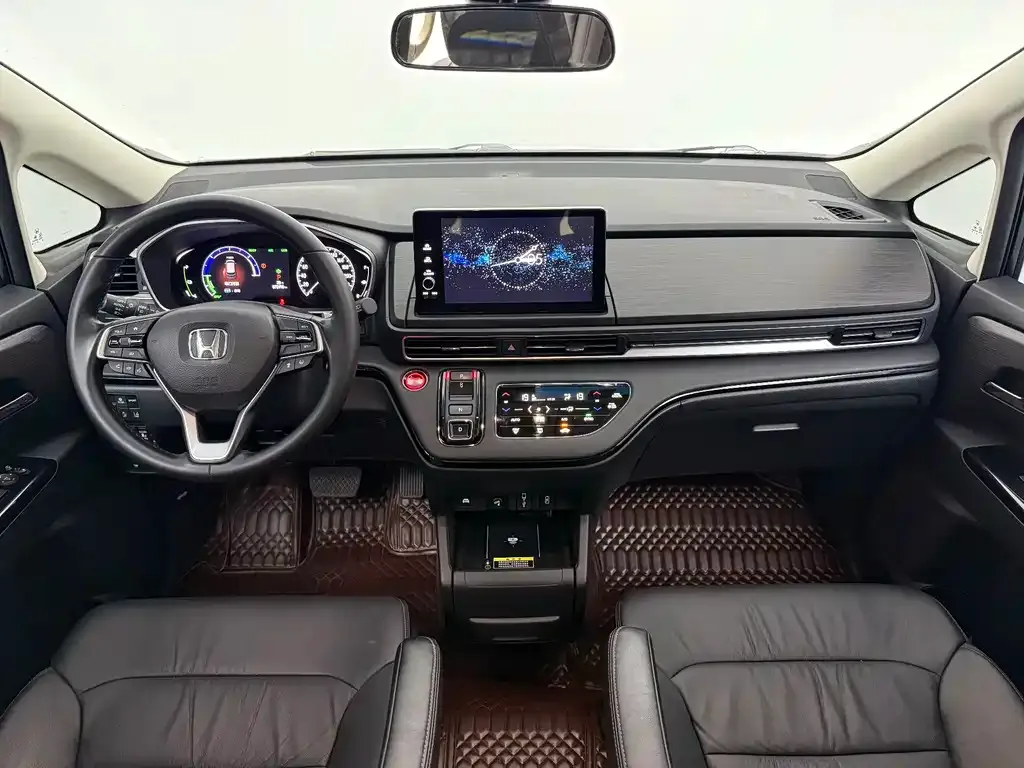 Honda Elysion 2023 из CN, фото 10