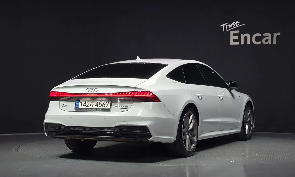 Audi A7 2023 из KR, фото 3
