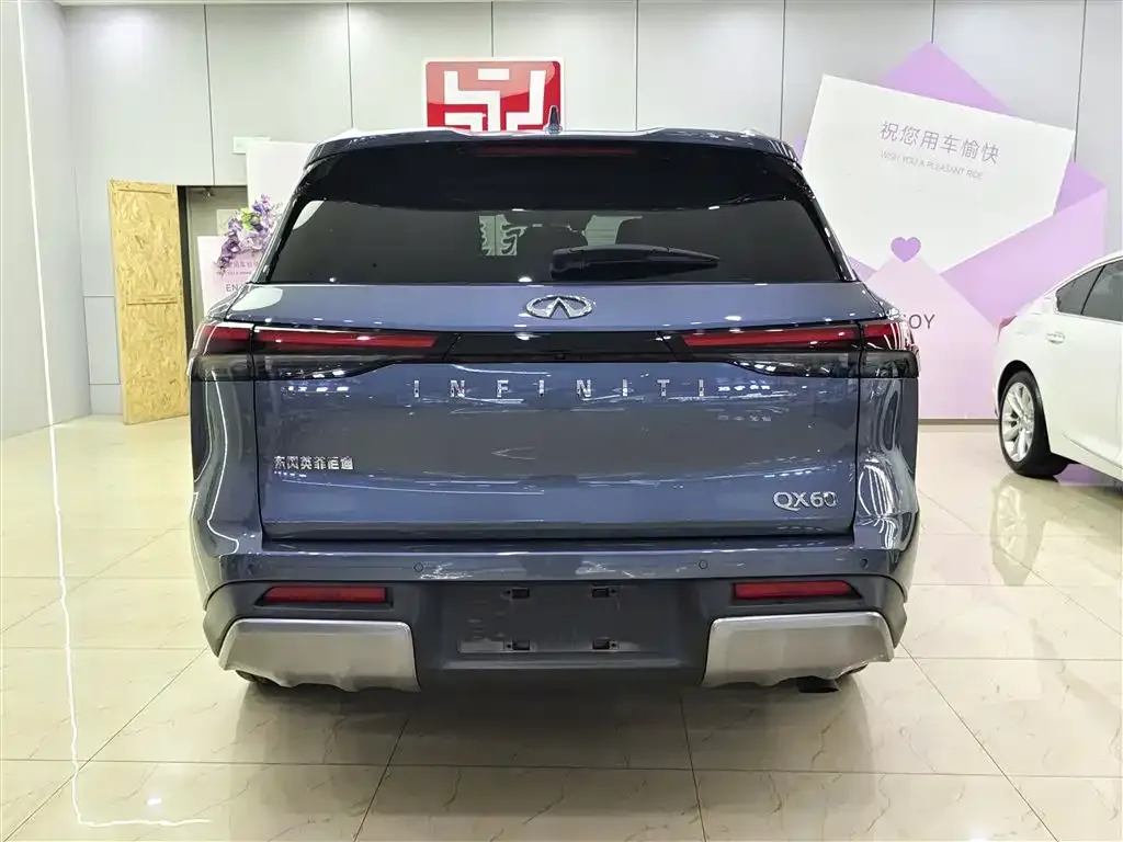 Infiniti QX60 2024 из CN, фото 4