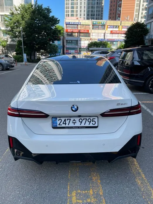 BMW 5-Series — фото 8