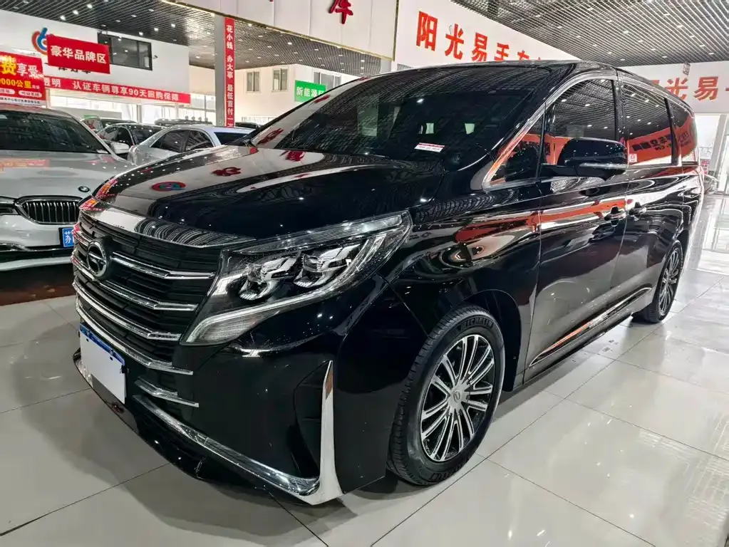 GAC Motor Trumpchi M8 — фото 1
