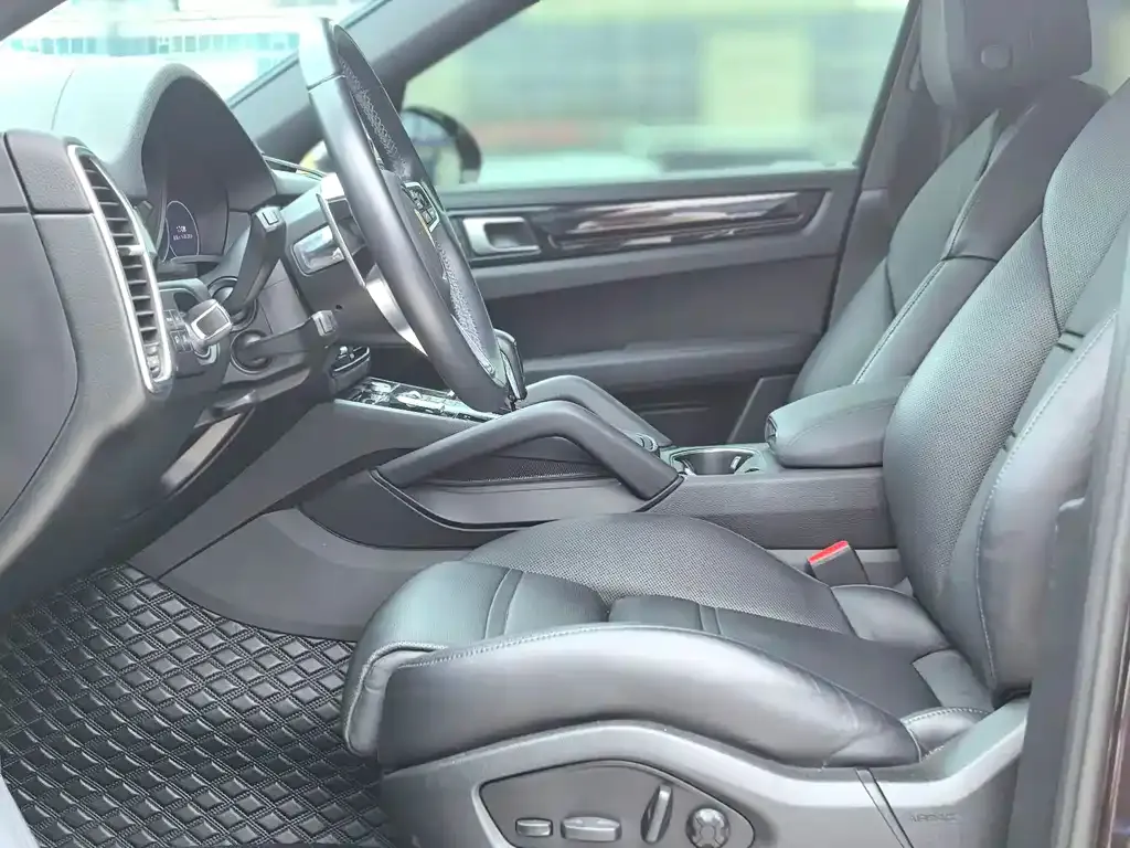 Porsche Cayenne 2022 из CN, фото 8