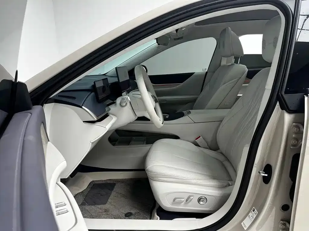 Buick Electra L7 2025 из CN, фото 9