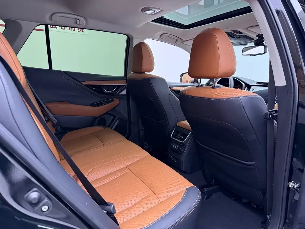 Subaru Outback 2021 из CN, фото 9
