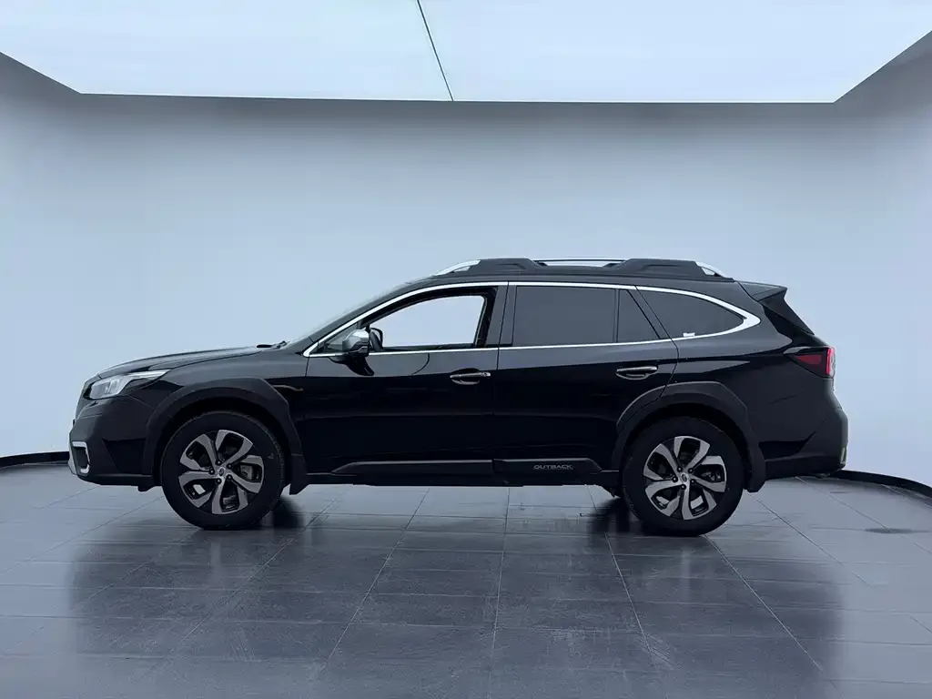 Subaru Outback 2021 из CN, фото 2