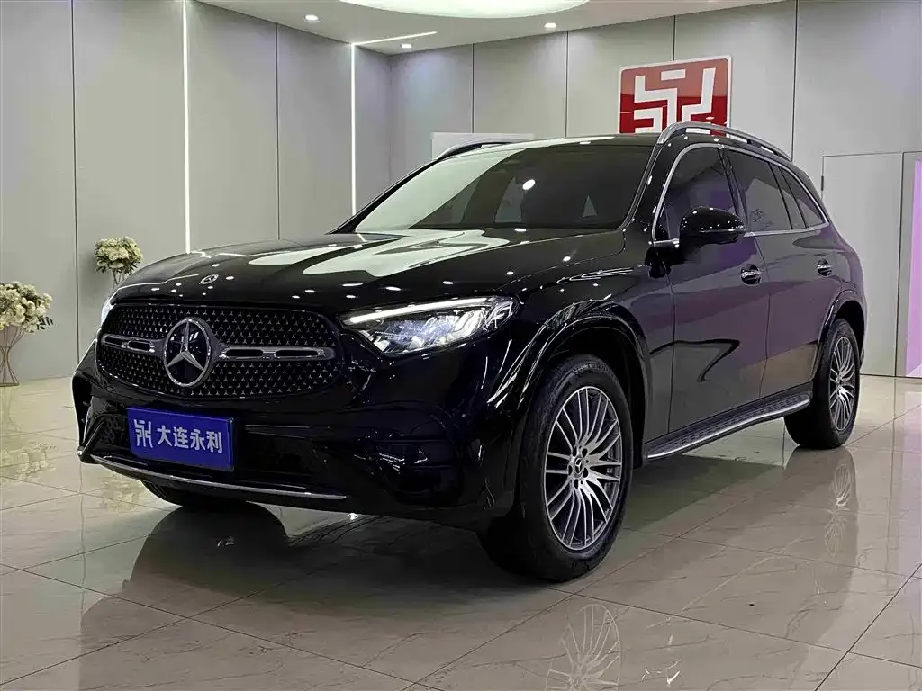 Mercedes-Benz GLC — фото 1