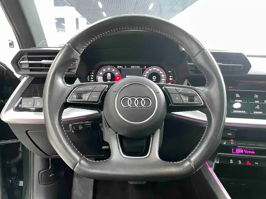 Audi A3 — фото 9
