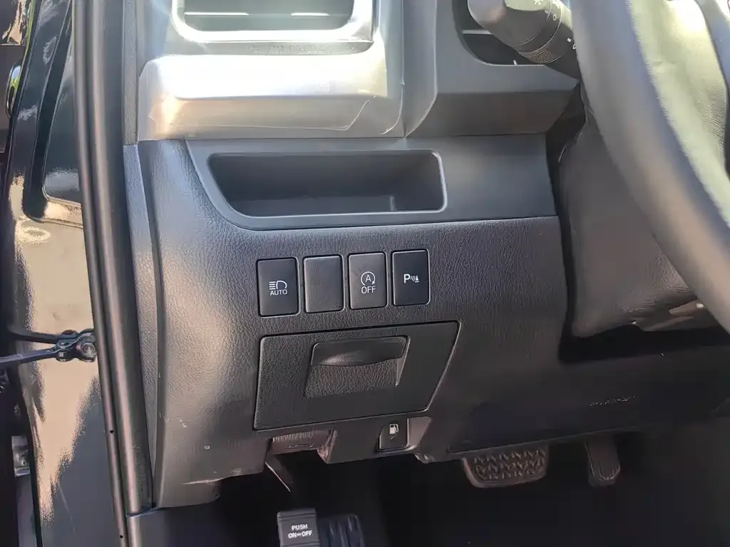 Toyota Highlander — фото 4
