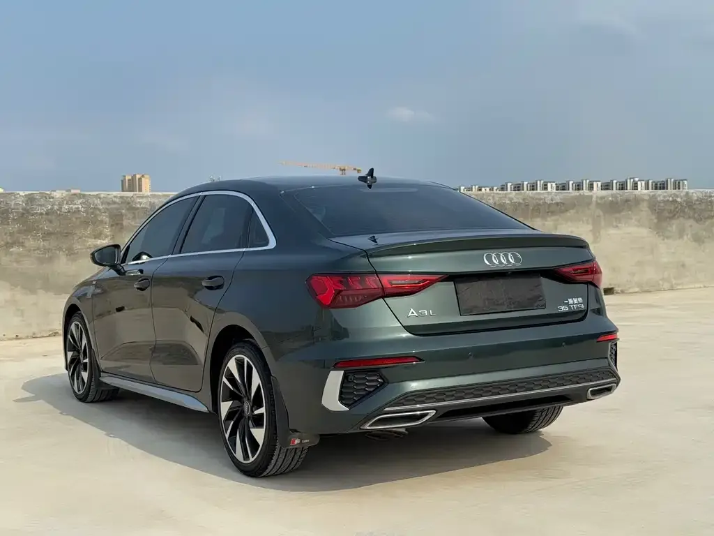 Audi A3 — фото 2