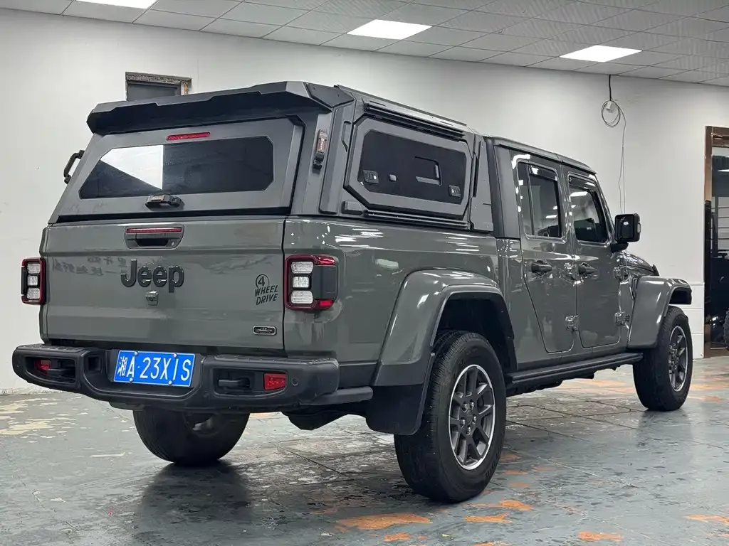 Jeep Gladiator 2022 из CN, фото 9