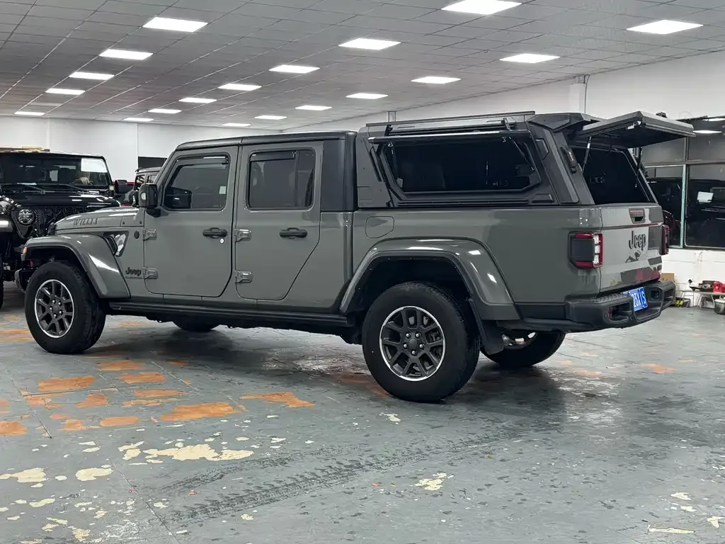 Jeep Gladiator 2022 из CN, фото 8