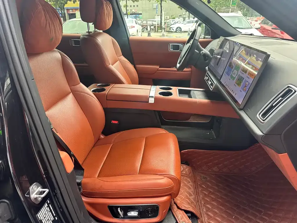 Li Auto L8 2024 из CN, фото 2