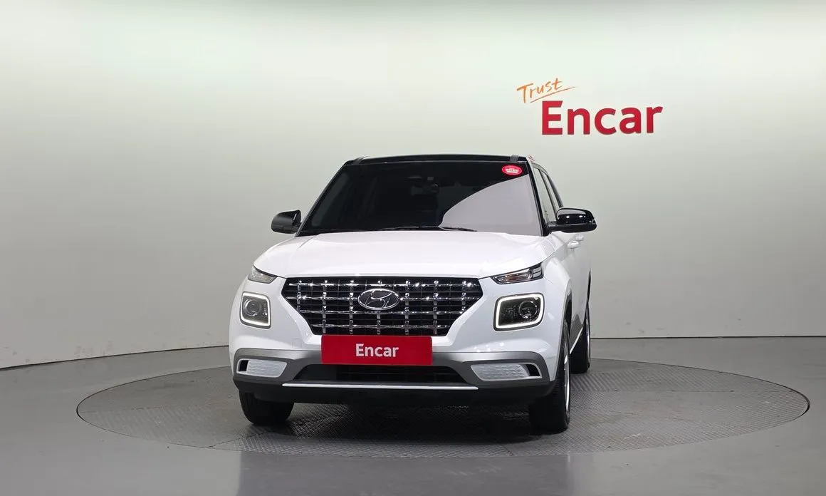 Hyundai Venue 2023 из KR, фото 2