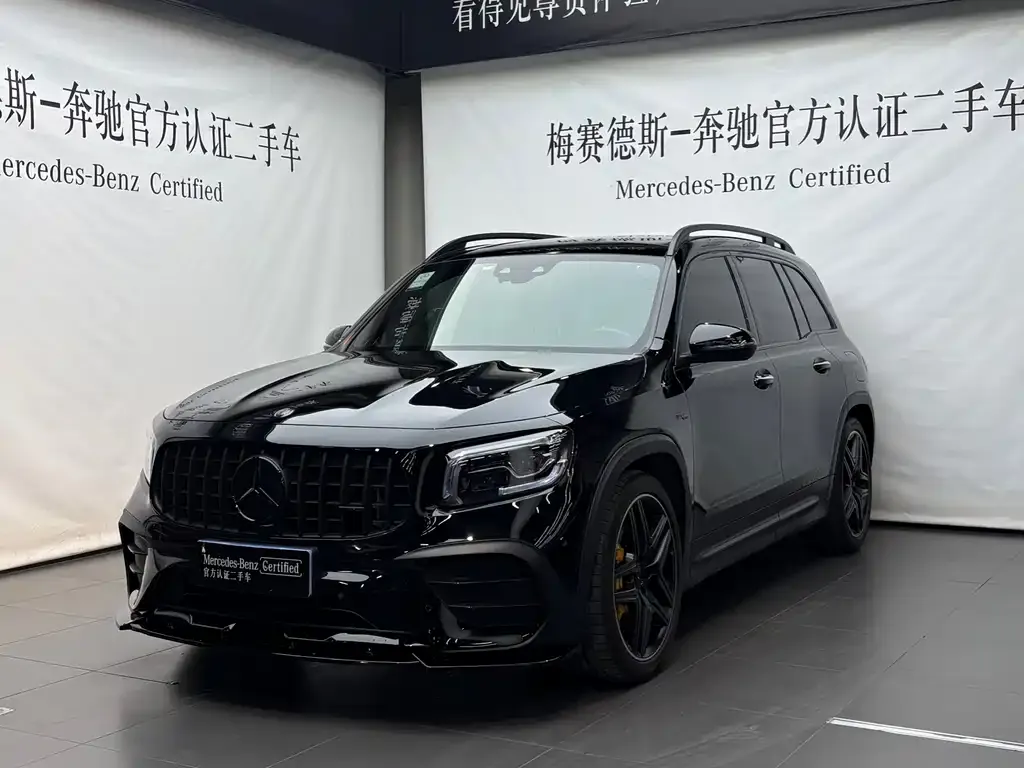 Mercedes-Benz GLB AMG — фото 1