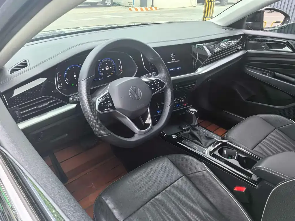 Volkswagen Passat — фото 7