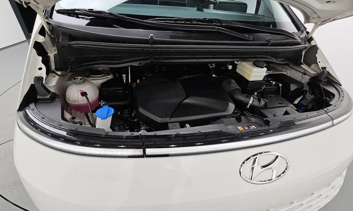 Hyundai Staria 2023 из KR, фото 5
