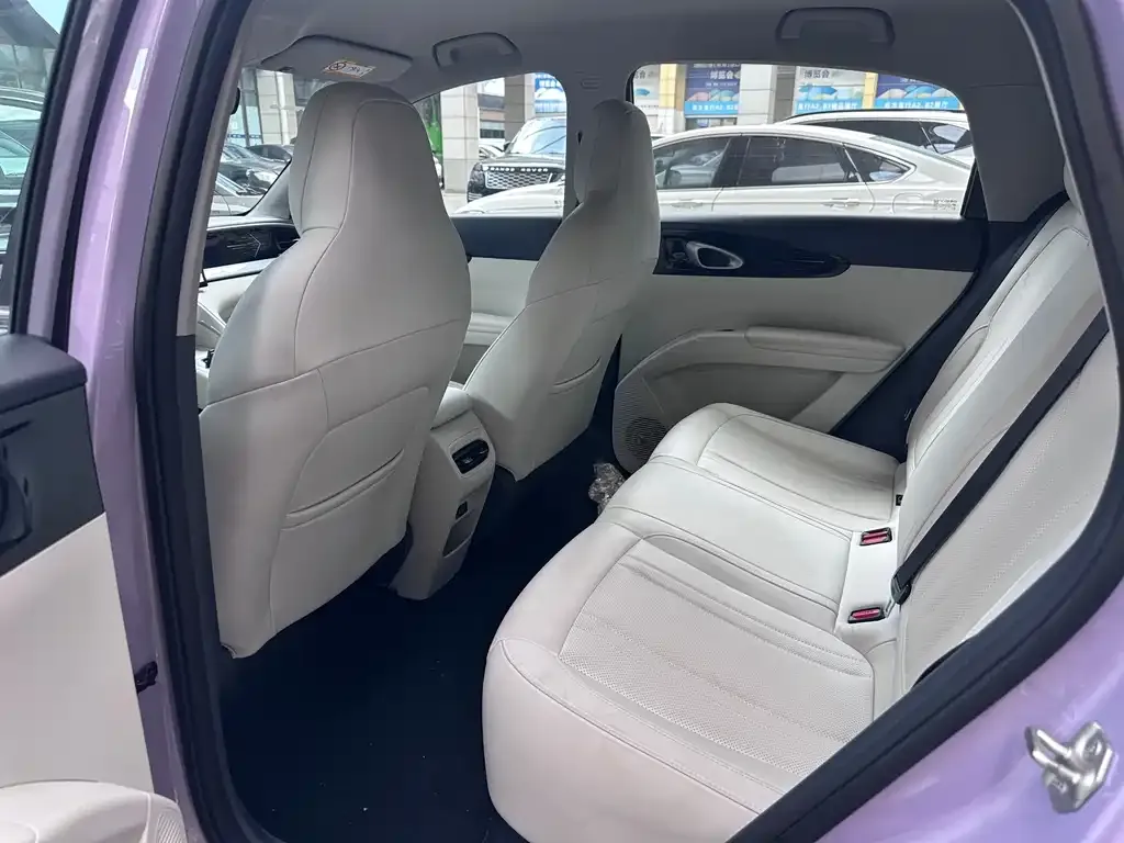 Geely Starburst — фото 2