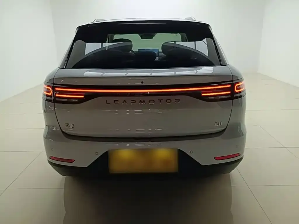 Leapmotor C11 — фото 10