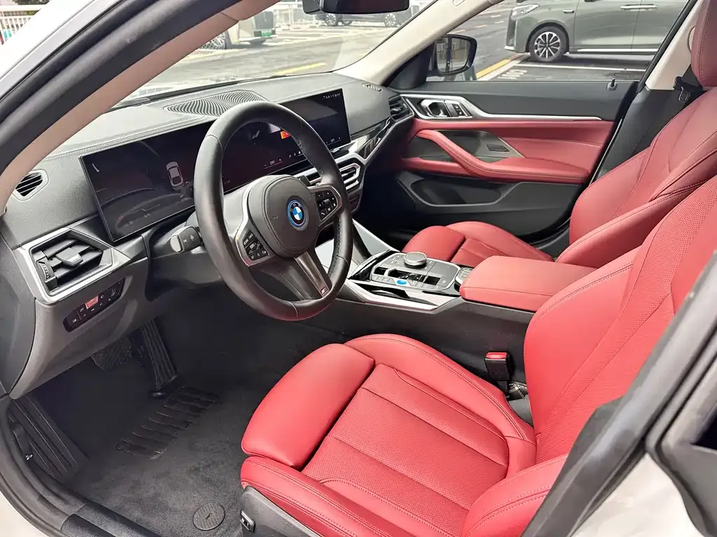 BMW i4 2025 из CN, фото 6