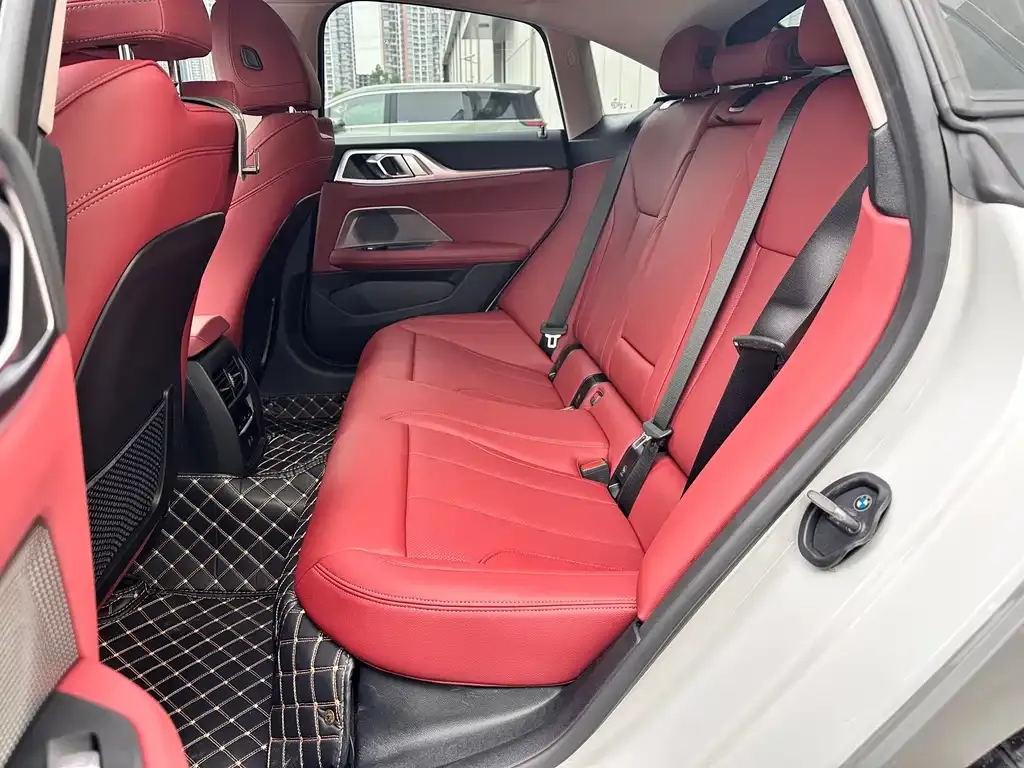 BMW i4 2025 из CN, фото 5