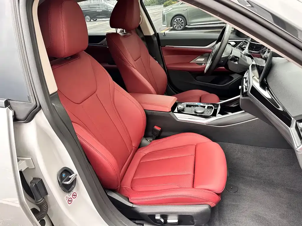BMW i4 2025 из CN, фото 4