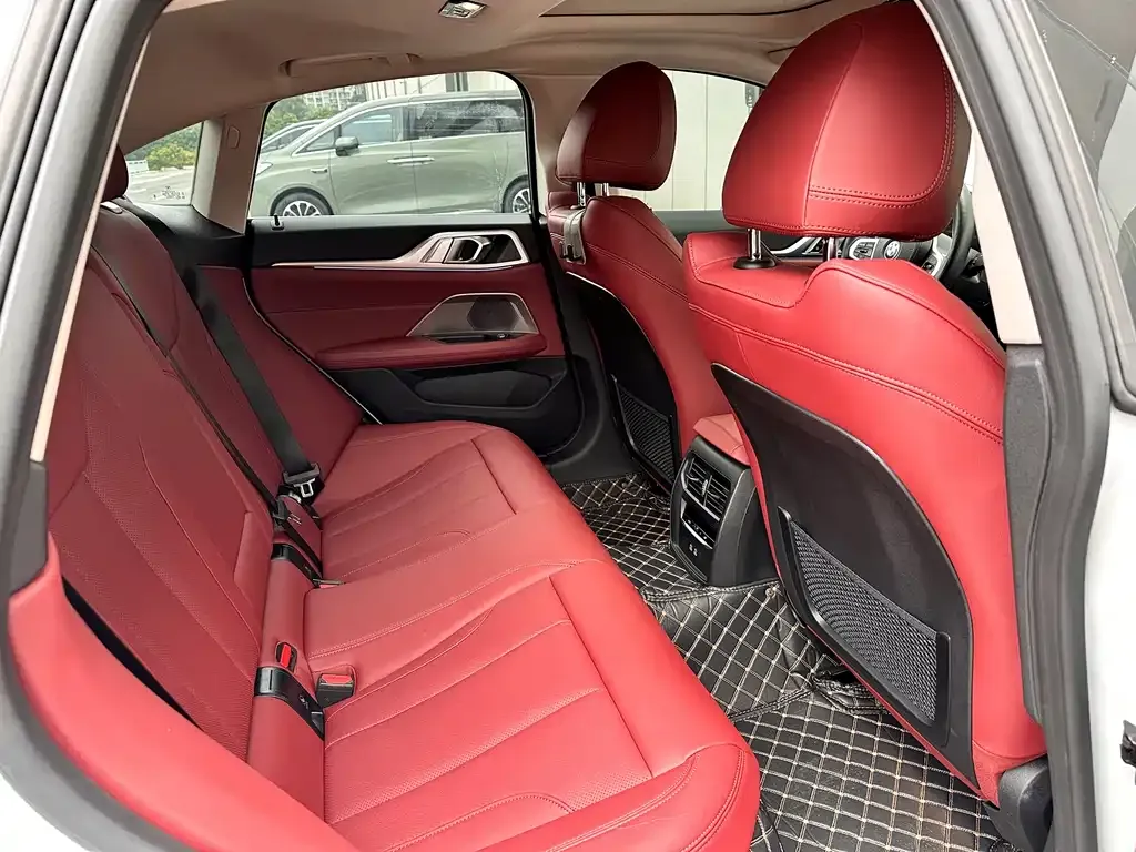 BMW i4 2025 из CN, фото 9