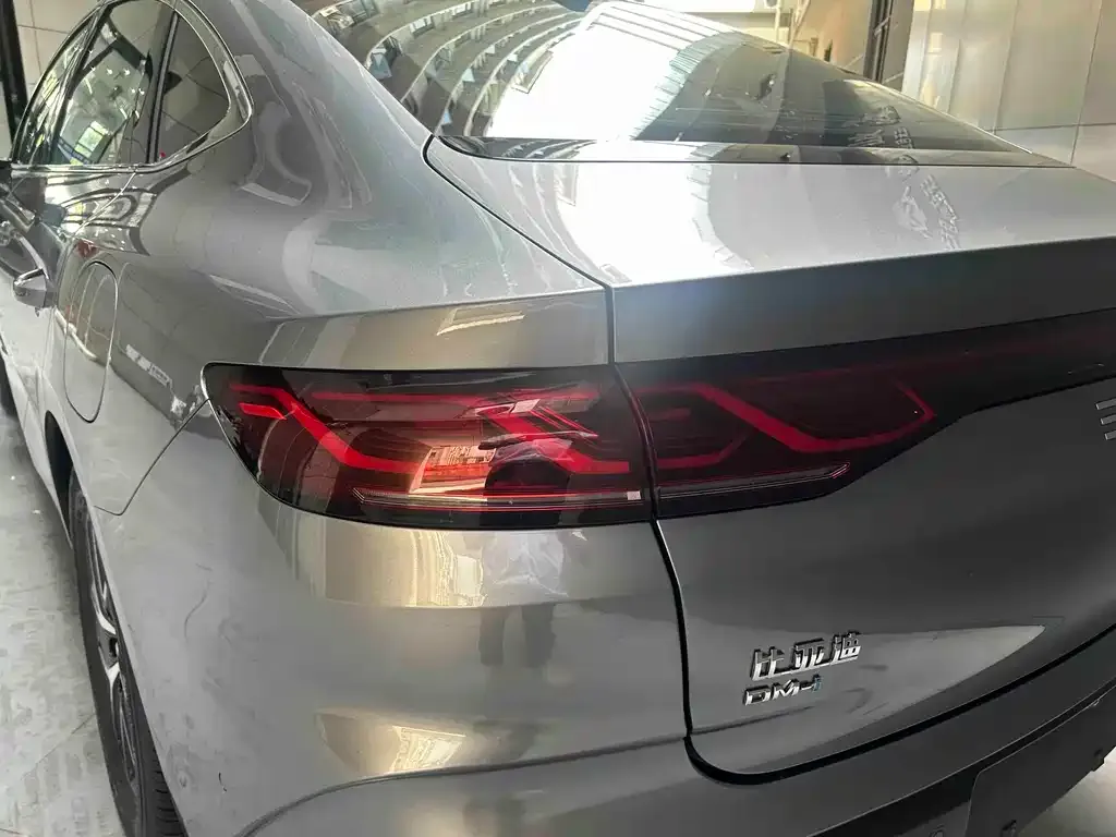 BYD Qin L — фото 6