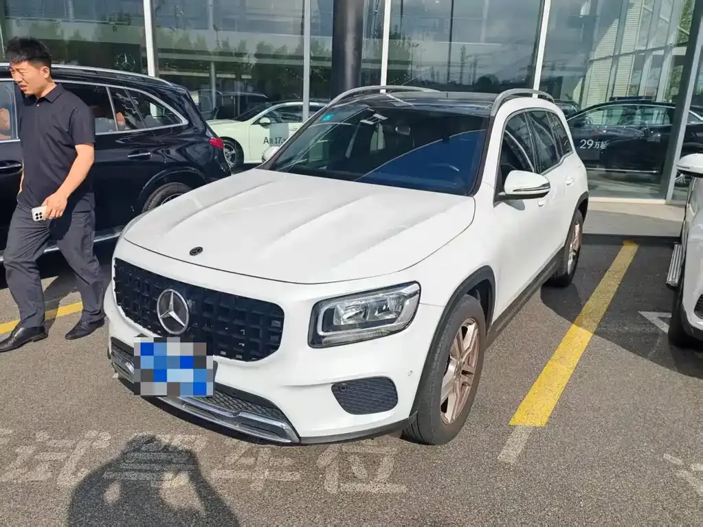 Mercedes-Benz GLB
