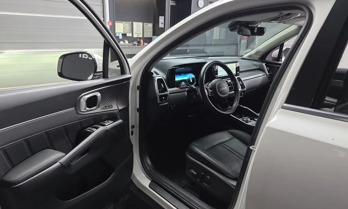 Kia Sorento — фото 4