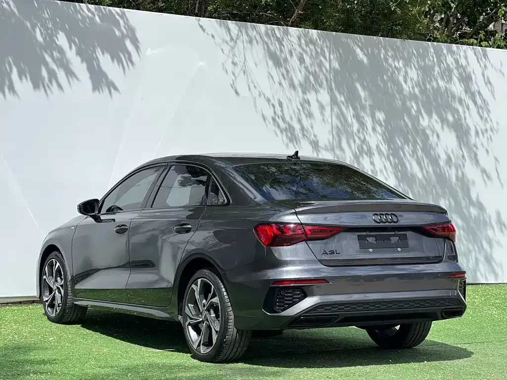Audi A3 2023 из CN, фото 8