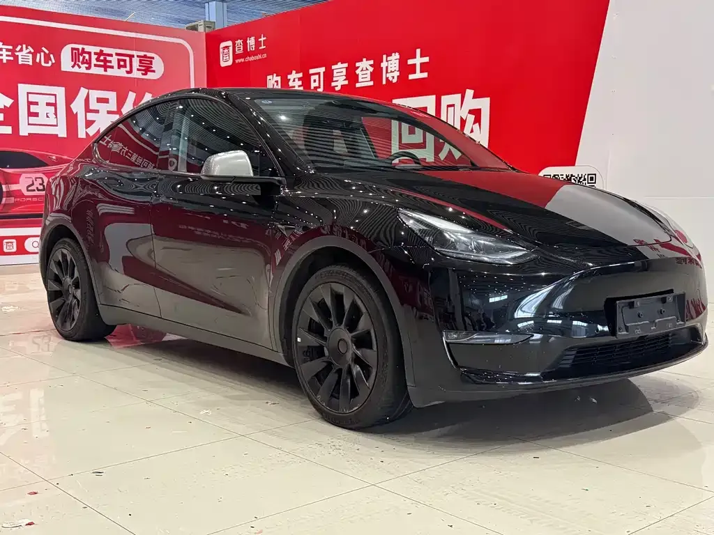 Tesla Model Y — фото 7
