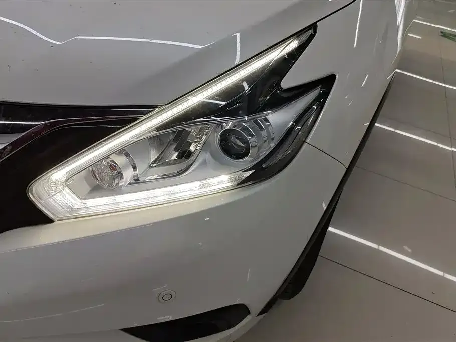 Nissan Murano 2021 из CN, фото 2