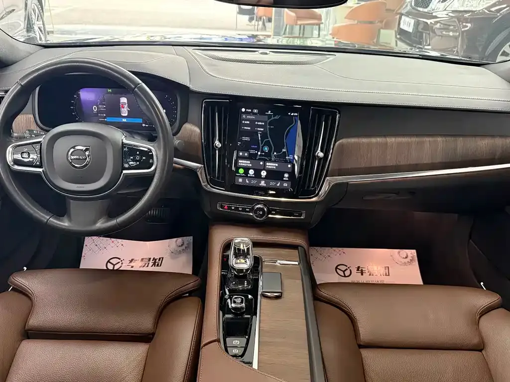 Volvo S90 — фото 10