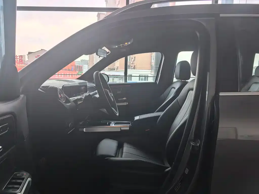Mercedes-Benz EQB 2025 из CN, фото 3