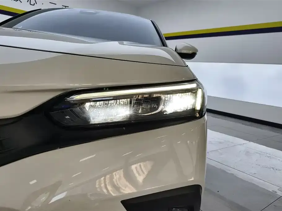 Honda Civic — фото 6