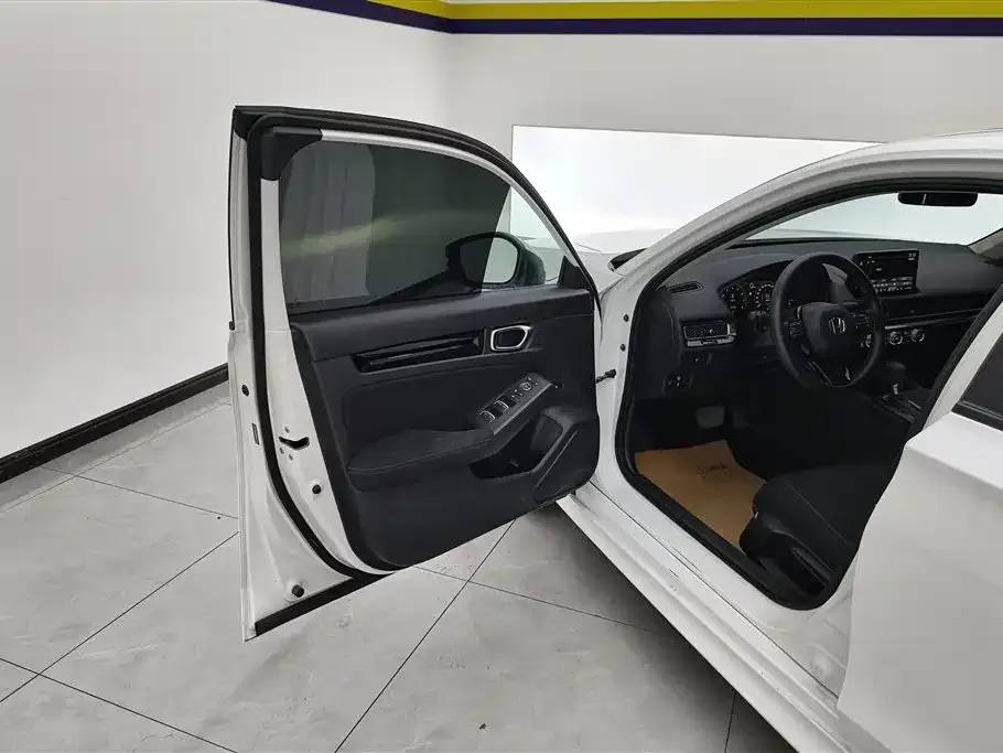 Honda Civic — фото 7
