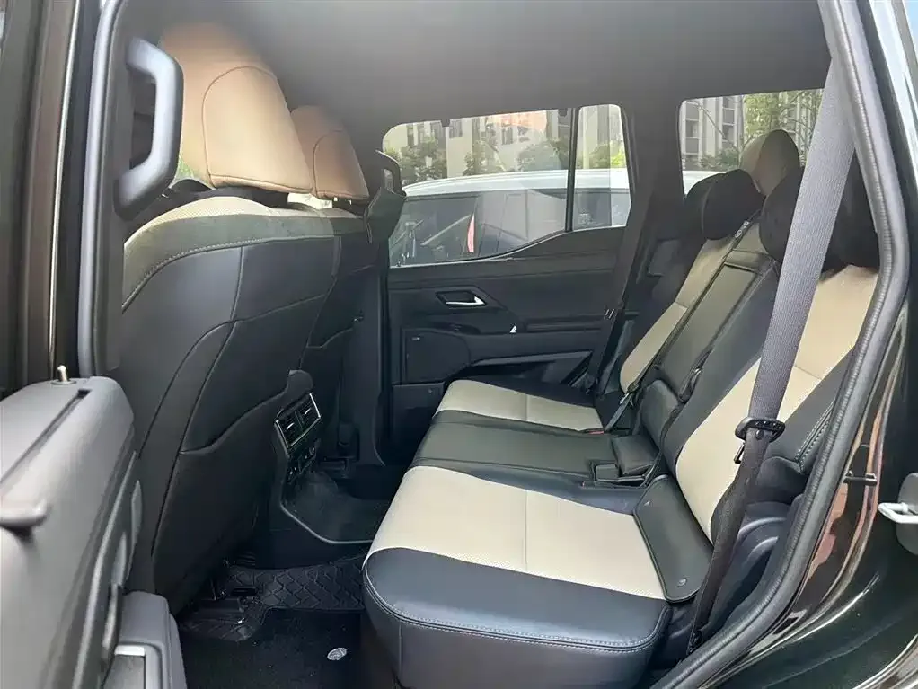 Lexus GX 2025 из CN, фото 4