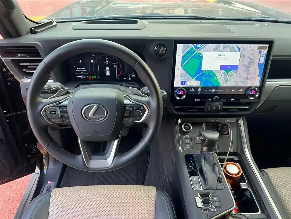 Lexus GX 2025 из CN, фото 8