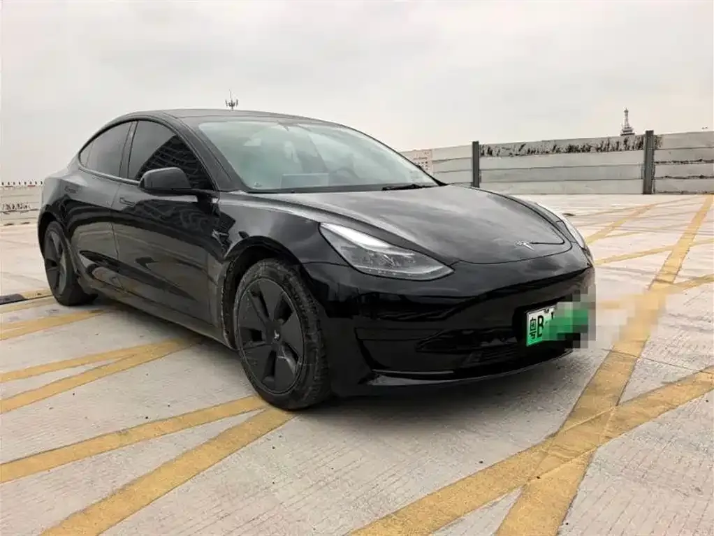 Tesla Model 3 — фото 5