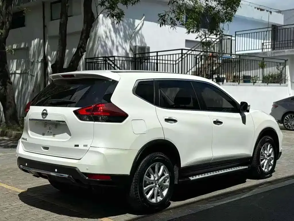 Nissan X-Trail 2021 из CN, фото 4