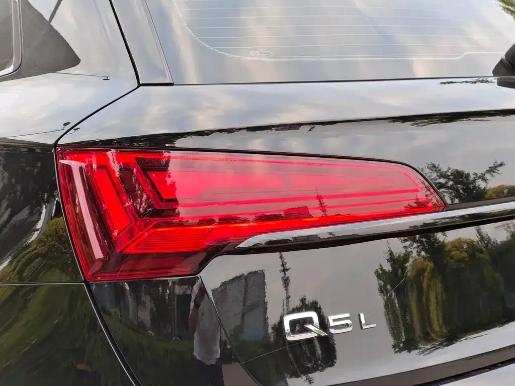 Audi Q5L 2024 из CN, фото 4