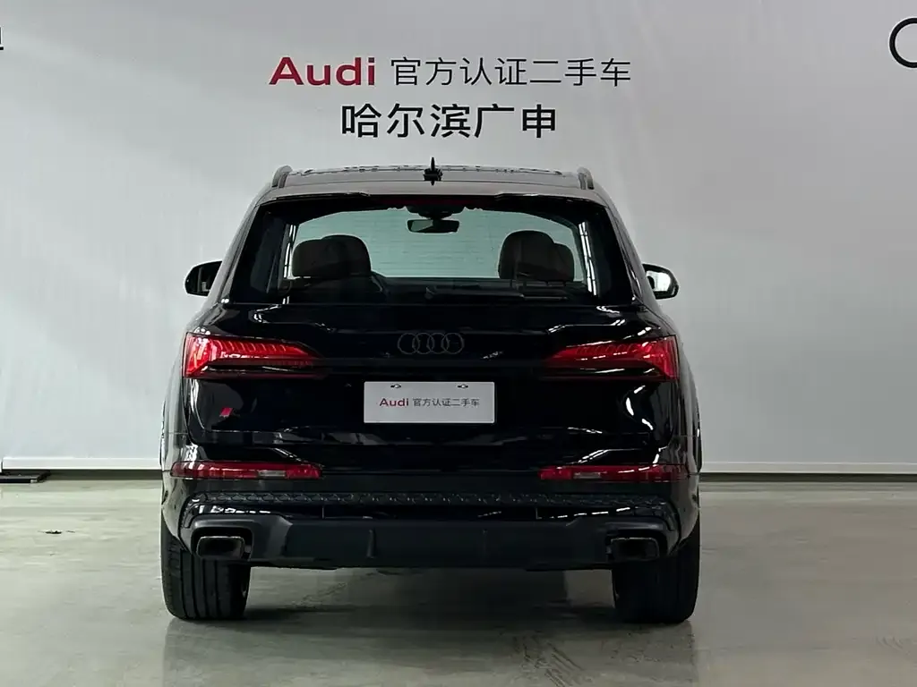 Audi Q7 — фото 6