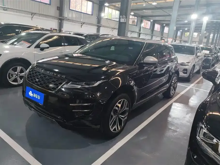 Land Rover Evoque — фото 1