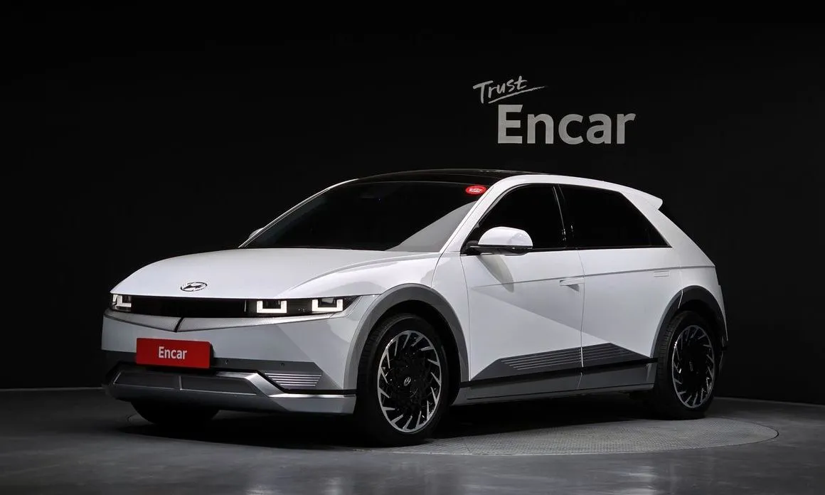 Hyundai Ioniq5 — фото 1