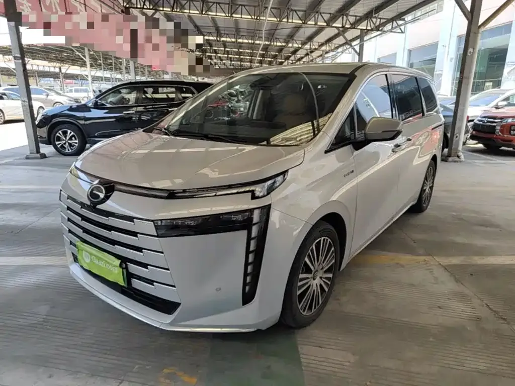 GAC Motor 传祺E8 PHEV — фото 1