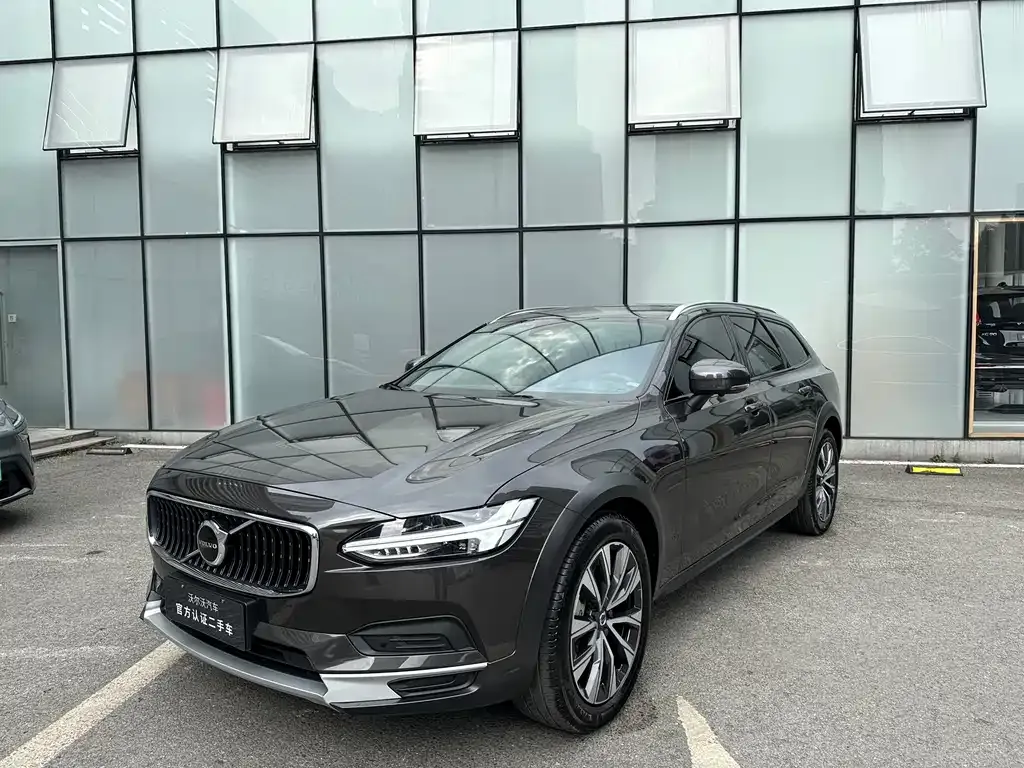 Volvo V90