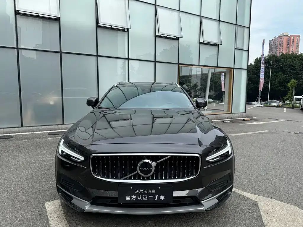 Volvo V90 2024 из CN, фото 5