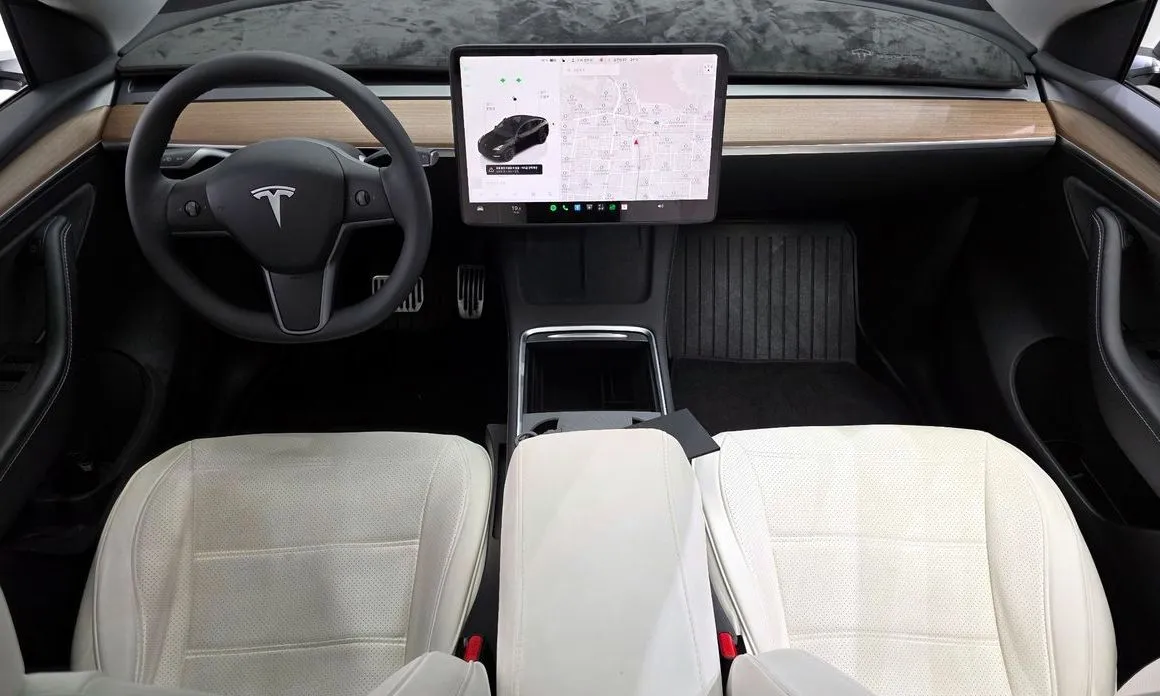 Tesla Model Y — фото 4