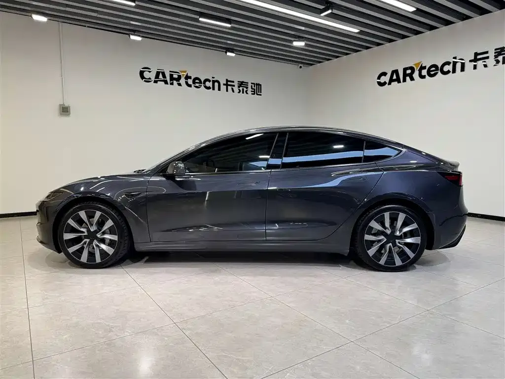 Tesla Model 3 2024 из CN, фото 7